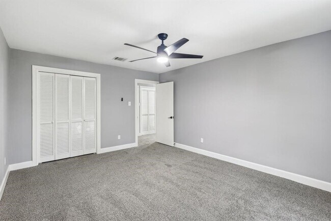 Building Photo - 4031 Rushcroft Dr