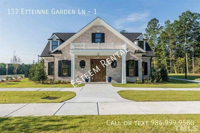 Building Photo - 137 Etteinne Garden Ln