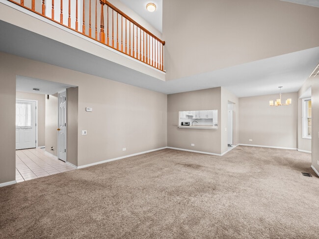 Building Photo - 4672 N Sapphire Dr