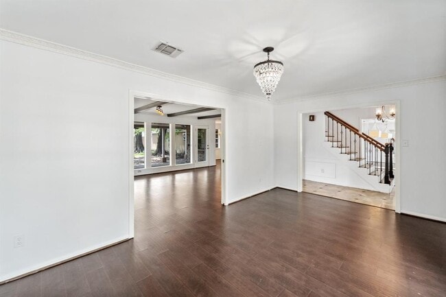 Building Photo - 1823 Saddlecreek Dr