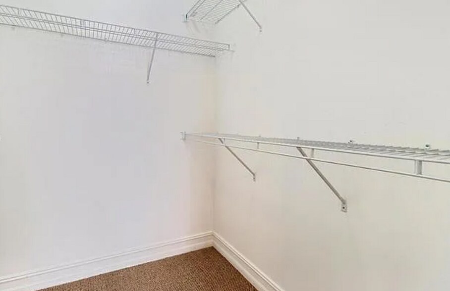 Building Photo - 1805 Ponce de Leon Blvd