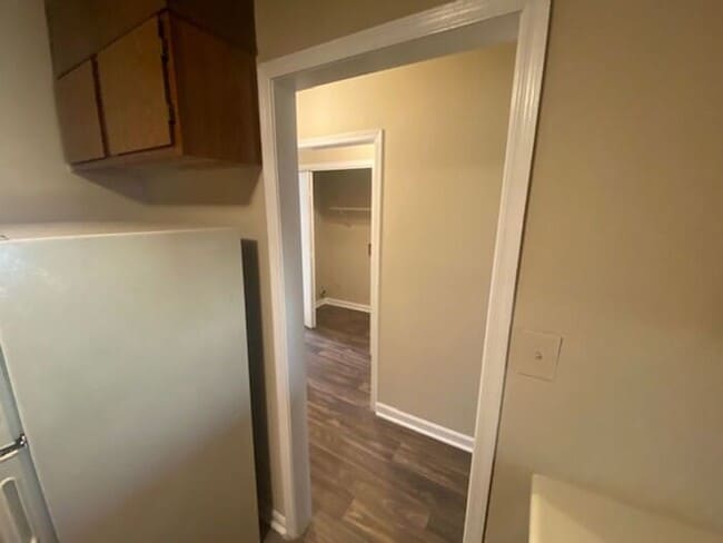 Building Photo - NOW AVAILABLE! Charming 2-Bedroom, 2-Bathroom Single-Level Townhome