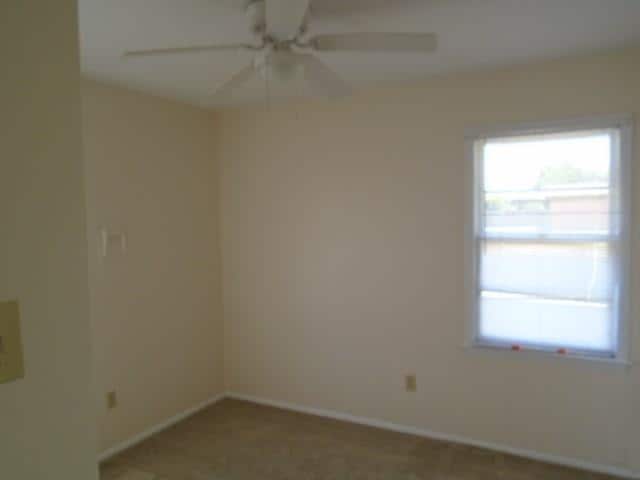 Building Photo - 2801 S 27th St