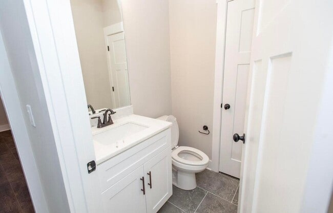Building Photo - Beautiful New Build 4 Bed, 3.5 Bath, Bonus...