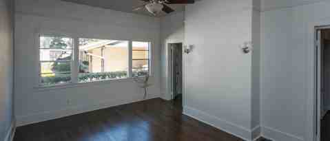 Building Photo - 835 Cathcart Terrace