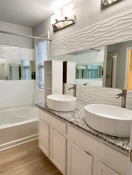 Building Photo - 11279 Musette Cir
