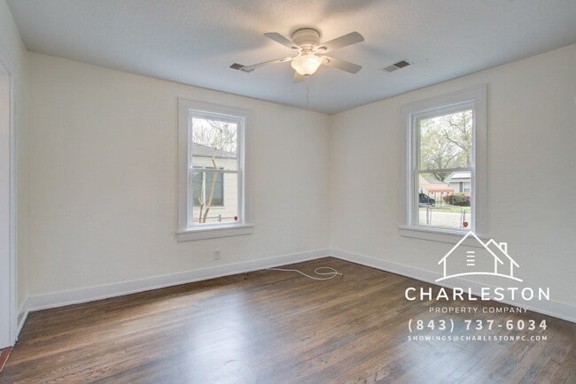 Building Photo - 2607 Madden Dr