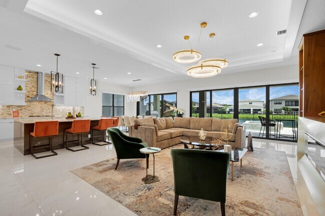 Building Photo - 17112 Aquavera Way