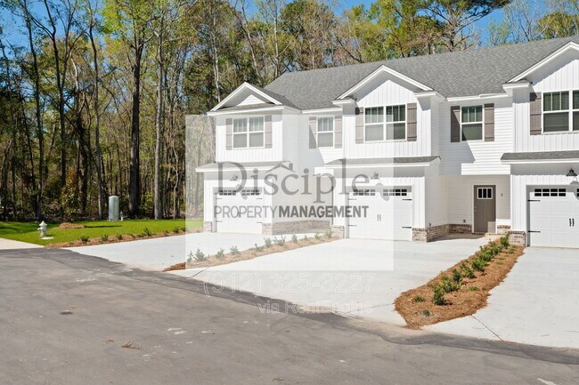 Building Photo - 70 Vining Way