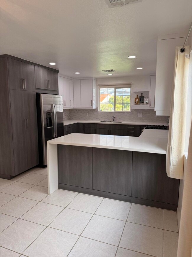 Building Photo - 51905 Avenida Velasco