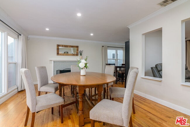 Building Photo - 16641 Gilmore St