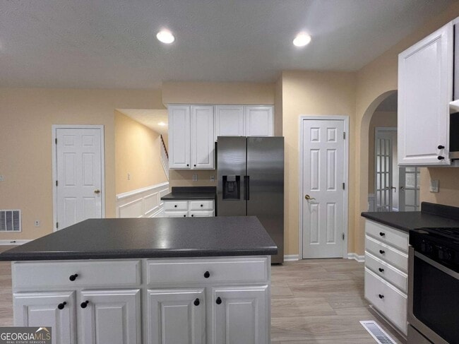 Building Photo - 4127 Medlock Wood Dr SW