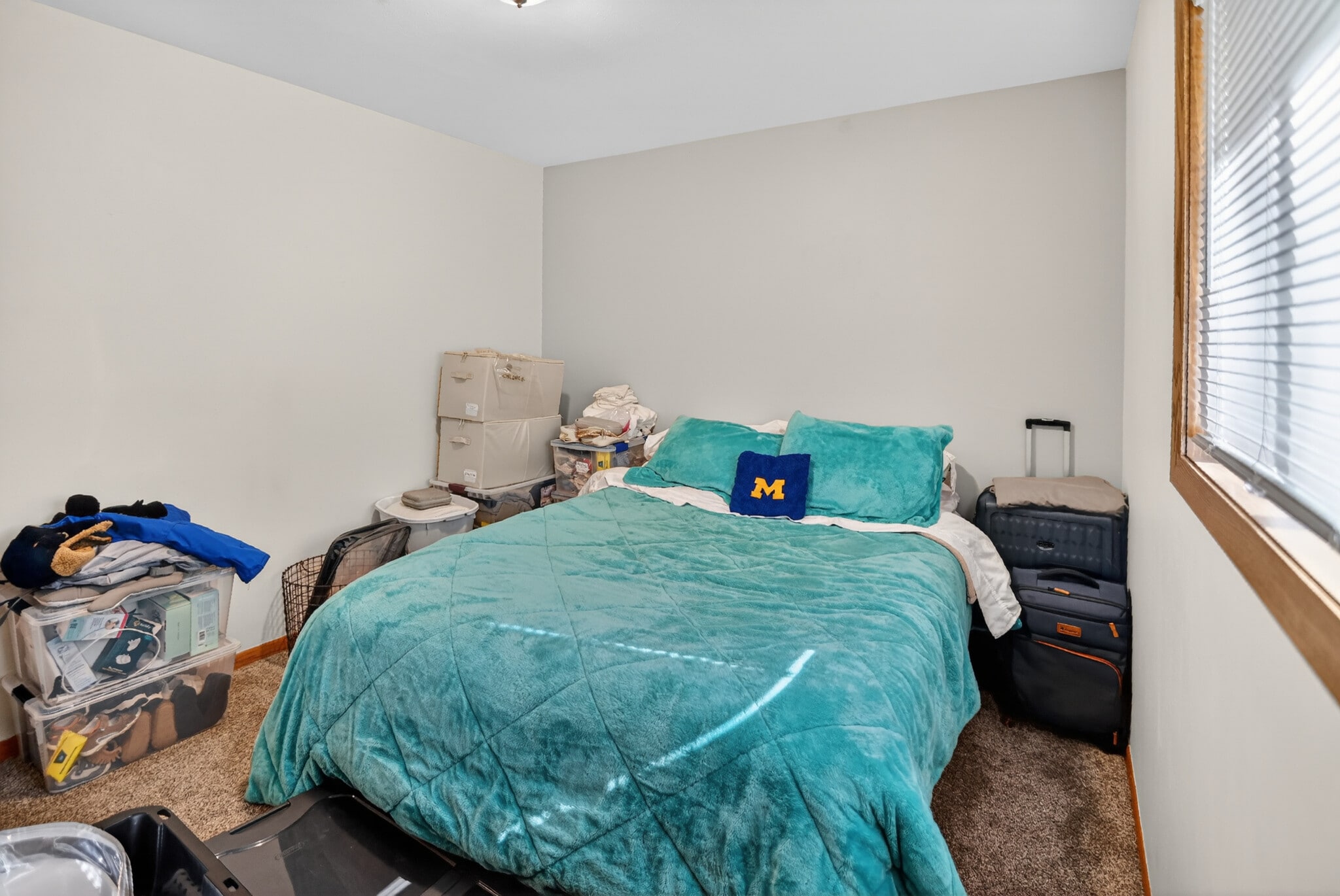 Building Photo - 3051 Greenway Trl