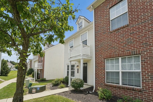 Building Photo - 2032 Opal St