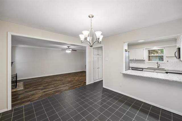 Building Photo - 2908 Clear Springs Dr