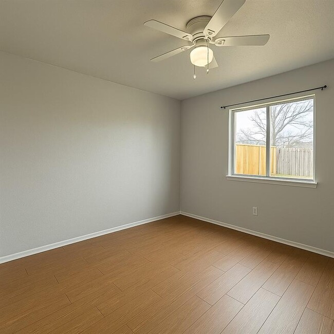 Building Photo - 2118 Gaston Pl Dr