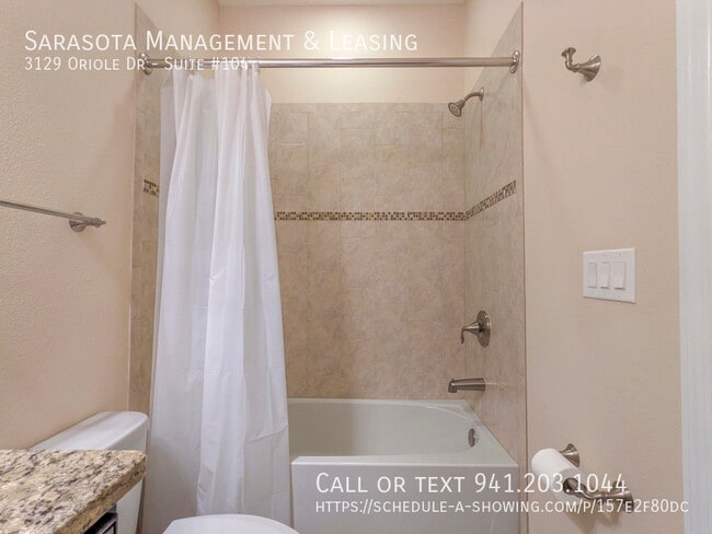 Building Photo - 3129 Oriole Dr