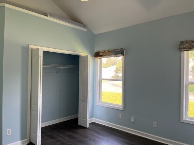 Building Photo - 401 Cobble Stone Way