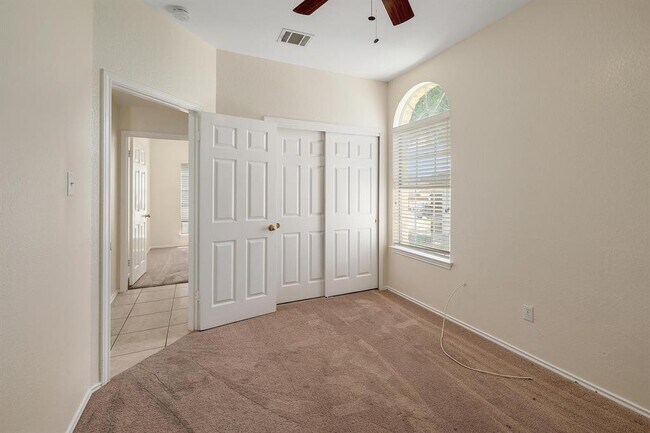 Building Photo - 17254 Bushmills Rd
