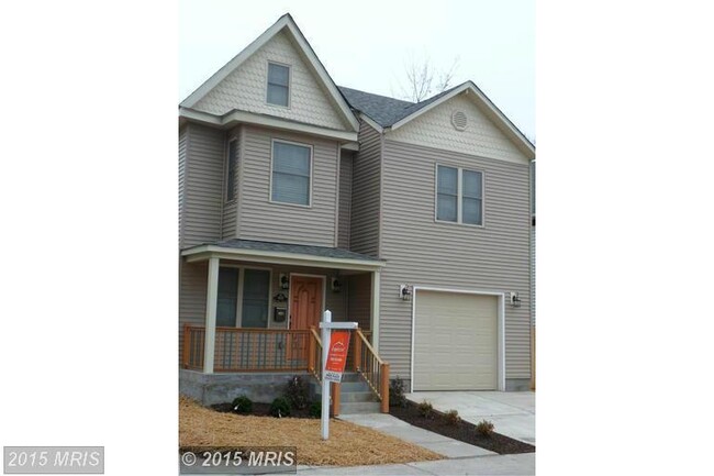 Building Photo - 420 Hutchins Ave