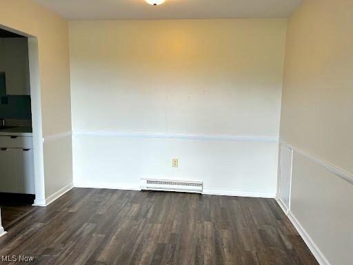 Building Photo - 405 Colonial Dr