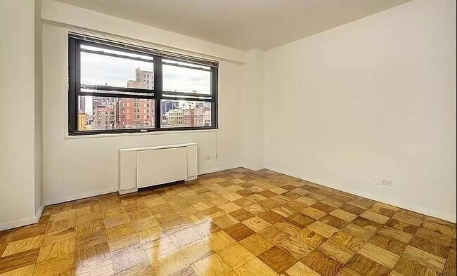 Building Photo - 300 West 55th Street