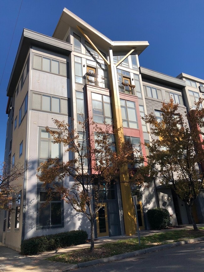 Building Photo - Coming Soon!