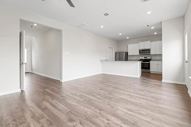 Building Photo - 21627 Lotus Elm St