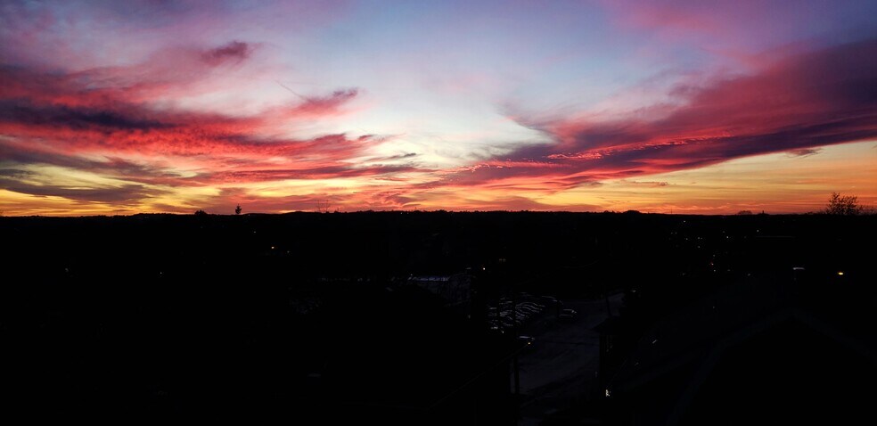 Enjoy the sunset view from your dining room windows. - 203 Richbarn