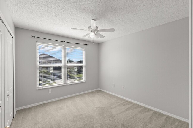 Building Photo - "Spacious 4-Bedroom Gem with 2.5 Baths in ...