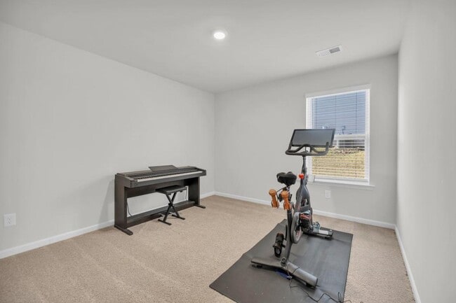 Building Photo - 116 Antler Crk Ln