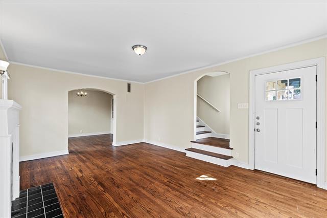 Building Photo - 5927 Lewis St