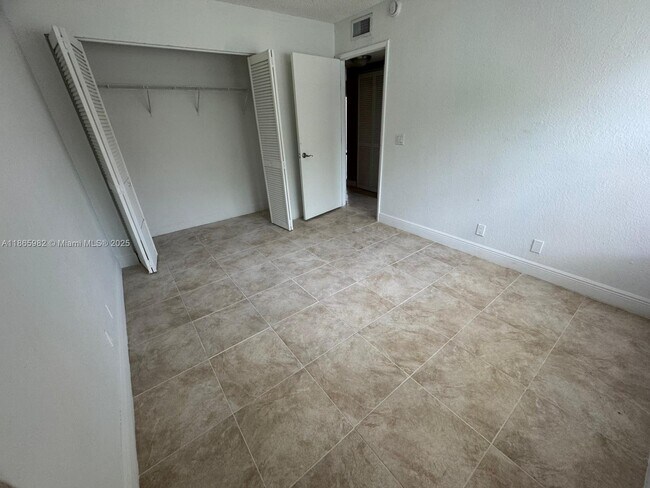Building Photo - 1561 Windorah Way