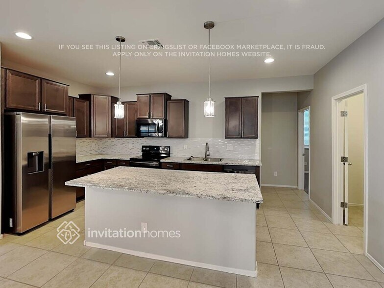 Building Photo - 17987 W Ida Ln