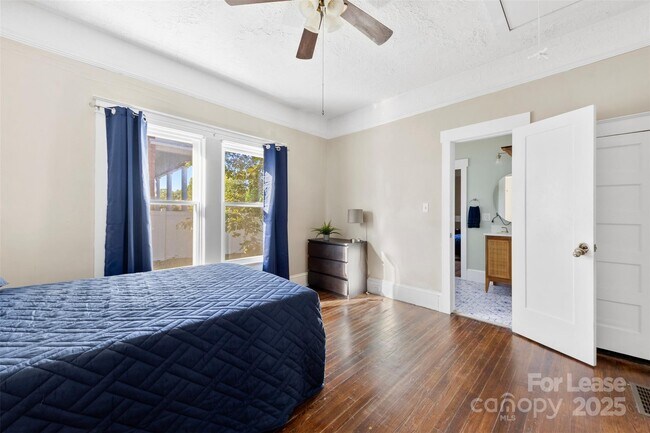 Building Photo - 604 Pearl Ave