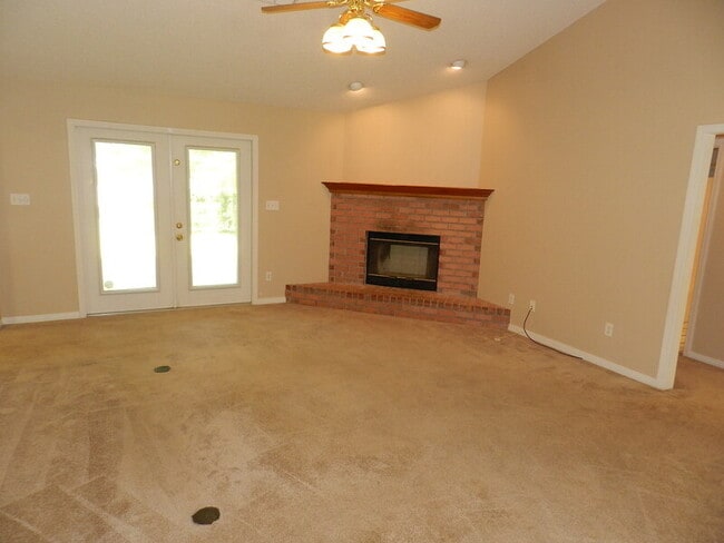 Building Photo - 4995 Pattock Pl