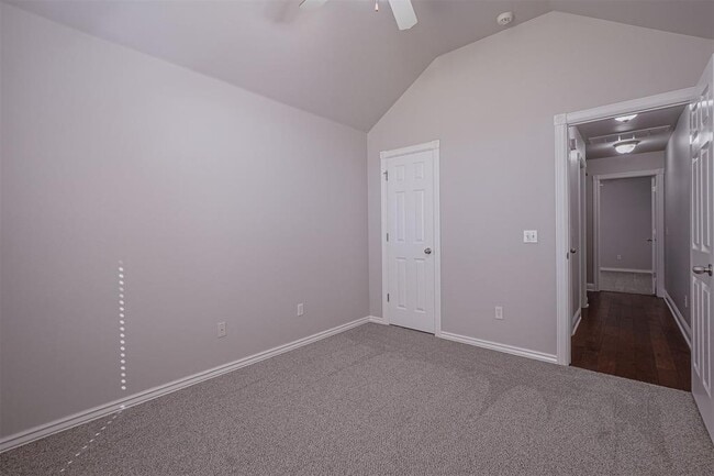 Building Photo - 11517 NW 6th St