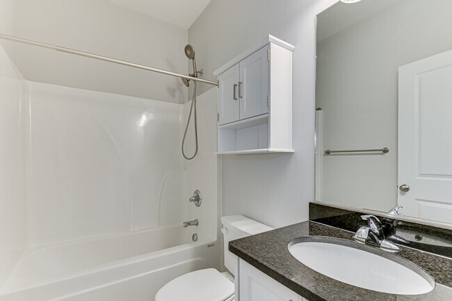 Building Photo - 5107 Heathbrook Dr