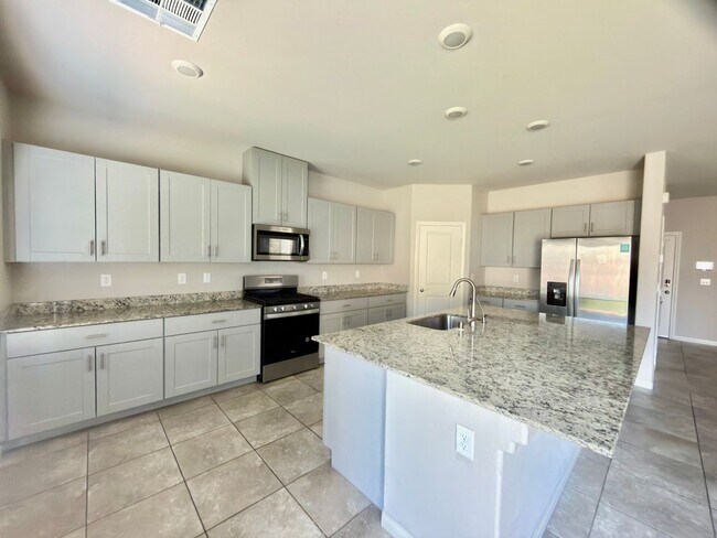 Building Photo - 1180 Pitaya Ct