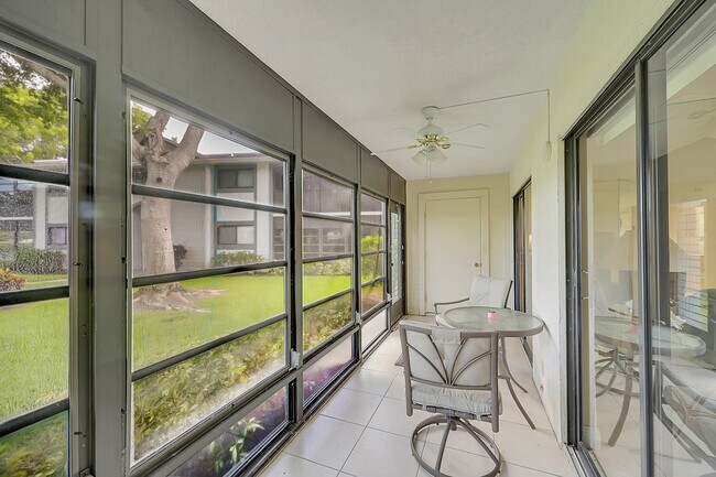 Building Photo - 15461 Lakes of Delray Blvd