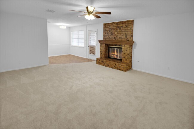 Building Photo - 4507 Ponca St