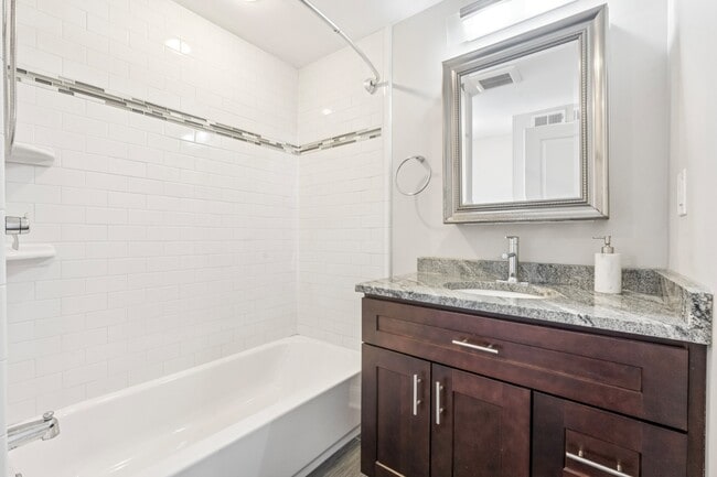 Building Photo - 1618 S 19th St