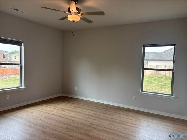 Building Photo - 180 Fenwick Pl