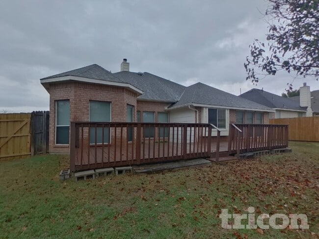 Building Photo - 3018 Blue Jay Ln