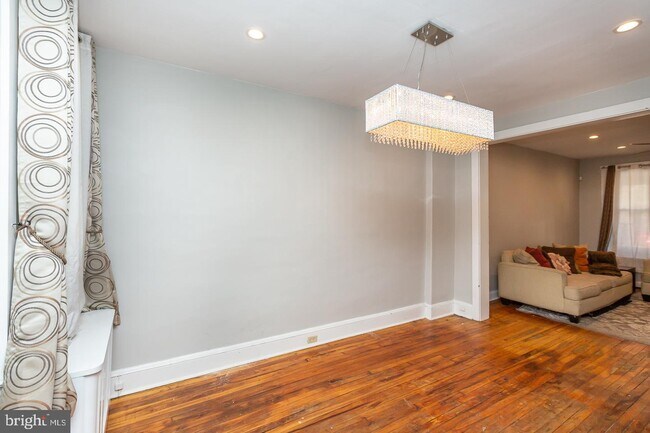 Building Photo - 4312 Dobson St