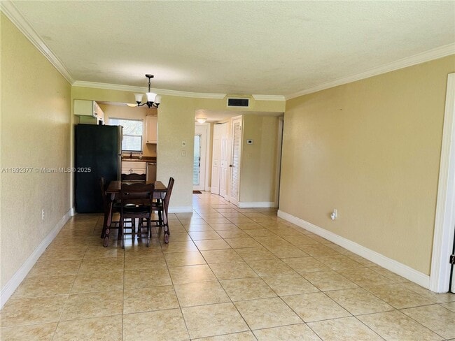 Building Photo - 8110 Sunrise Lakes Blvd