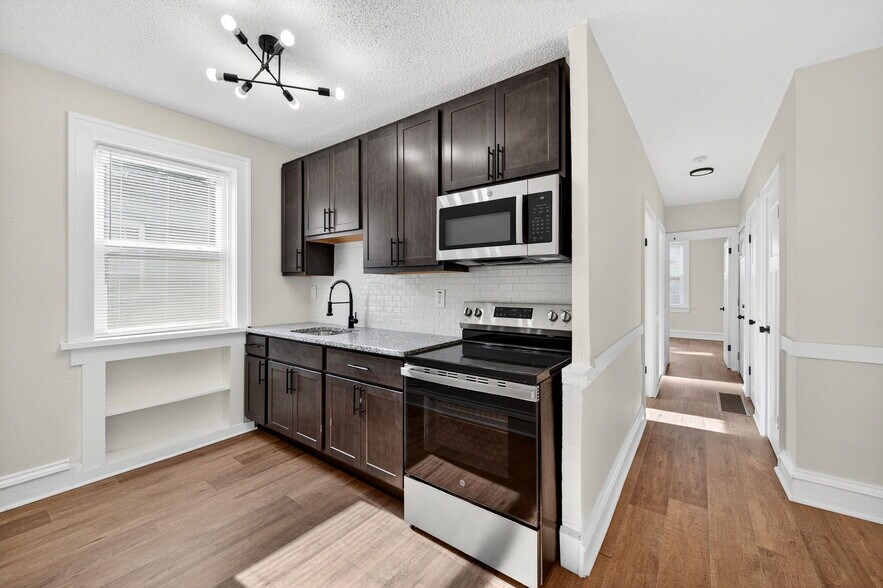 Building Photo - 5803 S Kingshighway Blvd