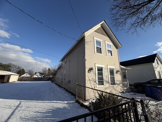 Building Photo - 3193 W 50th St