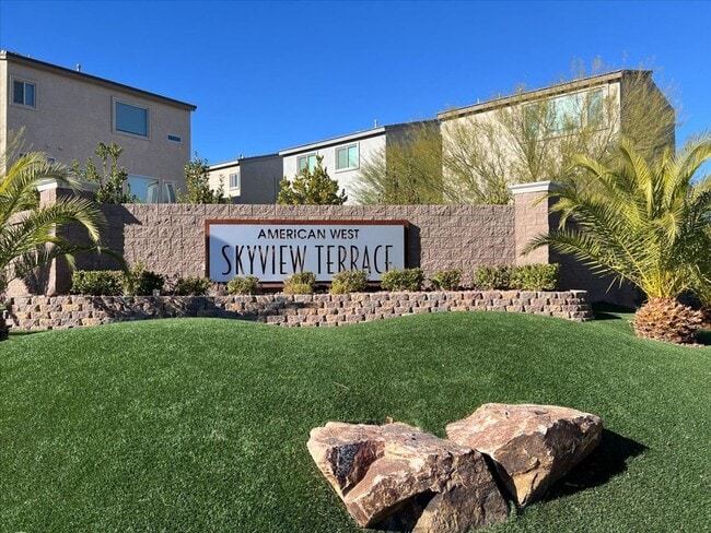 Building Photo - Stunning 4-Bedroom Home in Gated Community Near I-215 & Top Amenities!