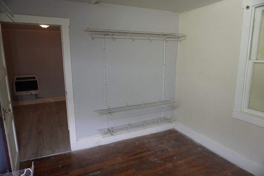 Building Photo - 2214 Vandermast Ln